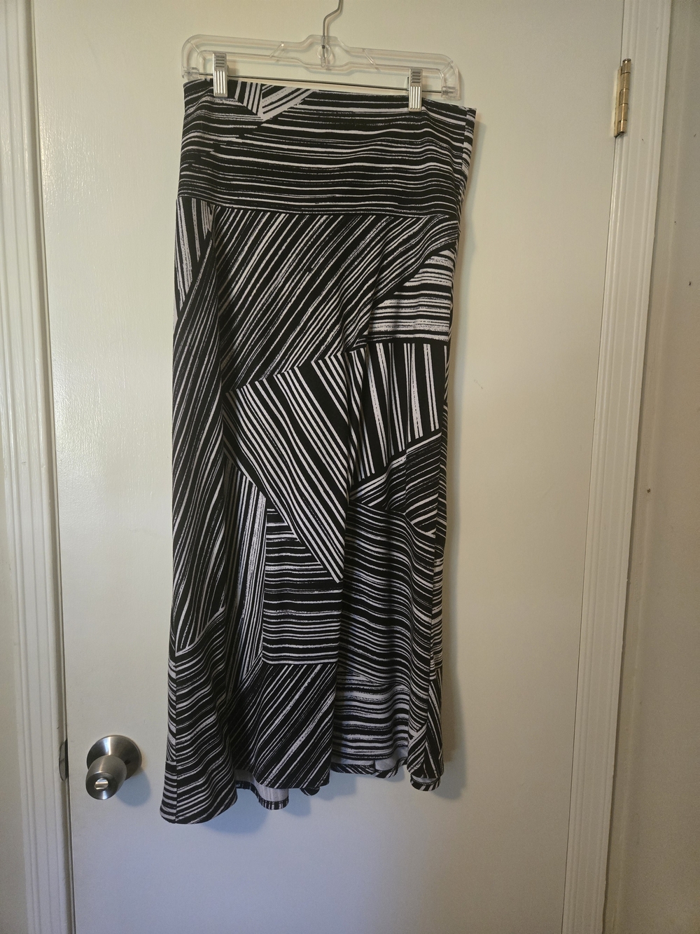 Sunny Leigh Black & White Geometric Stripe Maxi Skirt